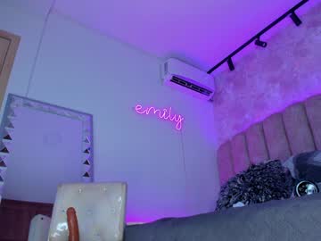 girl Japanese, European And American Sex Cam Girls with emily_____