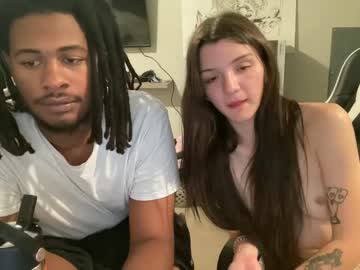 couple Japanese, European And American Sex Cam Girls with gamohuncho