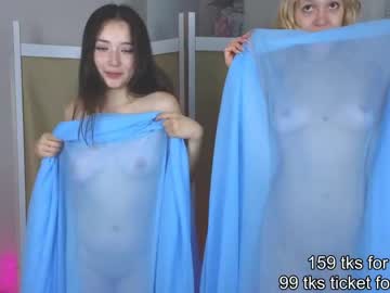 couple Japanese, European And American Sex Cam Girls with sour_switchblade