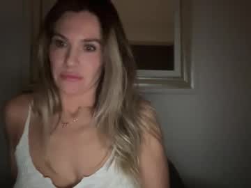 girl Japanese, European And American Sex Cam Girls with kellymaee
