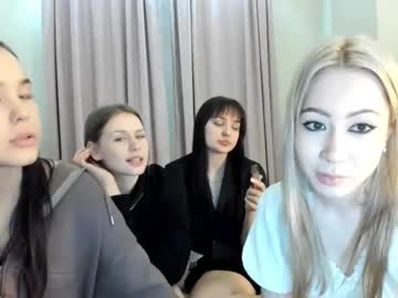couple Japanese, European And American Sex Cam Girls with pinkdoll1