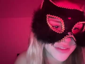 couple Japanese, European And American Sex Cam Girls with xoblondebaddie