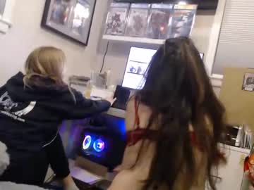 couple Japanese, European And American Sex Cam Girls with greekgodandgoddess