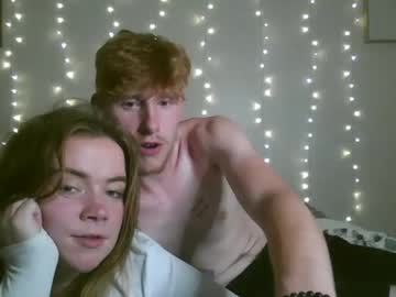 couple Japanese, European And American Sex Cam Girls with zekeee420