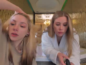 couple Japanese, European And American Sex Cam Girls with mary_leep