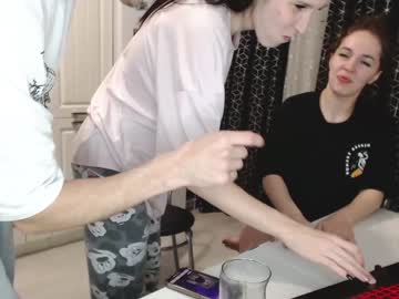 couple Japanese, European And American Sex Cam Girls with linyashaa