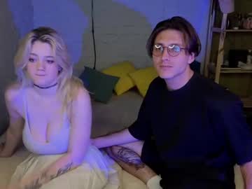 couple Japanese, European And American Sex Cam Girls with couple_hote