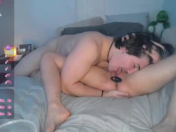 couple Japanese, European And American Sex Cam Girls with loverpepe
