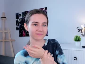 girl Japanese, European And American Sex Cam Girls with approche_toi_petite
