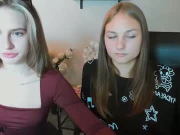couple Japanese, European And American Sex Cam Girls with tina_boom