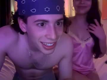 couple Japanese, European And American Sex Cam Girls with yaraandleo