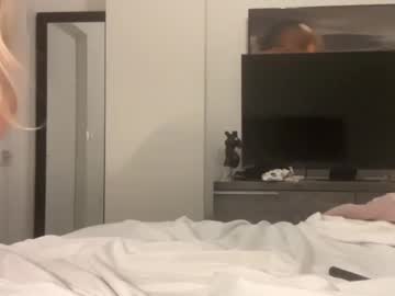 couple Japanese, European And American Sex Cam Girls with tayloreverlyy