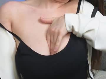 couple Japanese, European And American Sex Cam Girls with brittdaunt