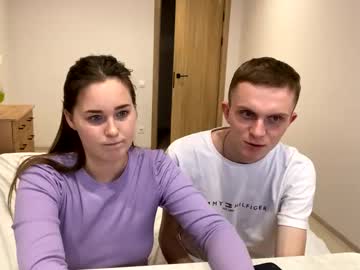 couple Japanese, European And American Sex Cam Girls with sescouple